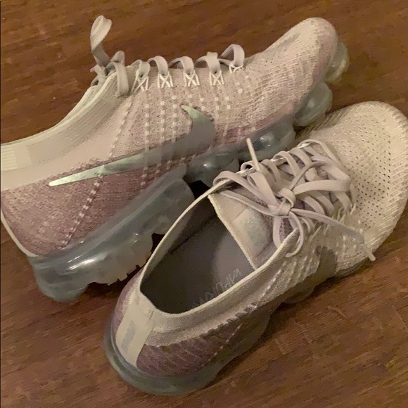 Nike Shoes - NIKE AIR VAPORMAX FLYKNIT "STRING" WOMEN'S SHOE